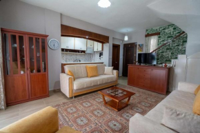 Peaceful House With Garden and Shared Pool in Bogazkent, Antalya
